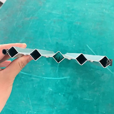 雙層葉片鉚接